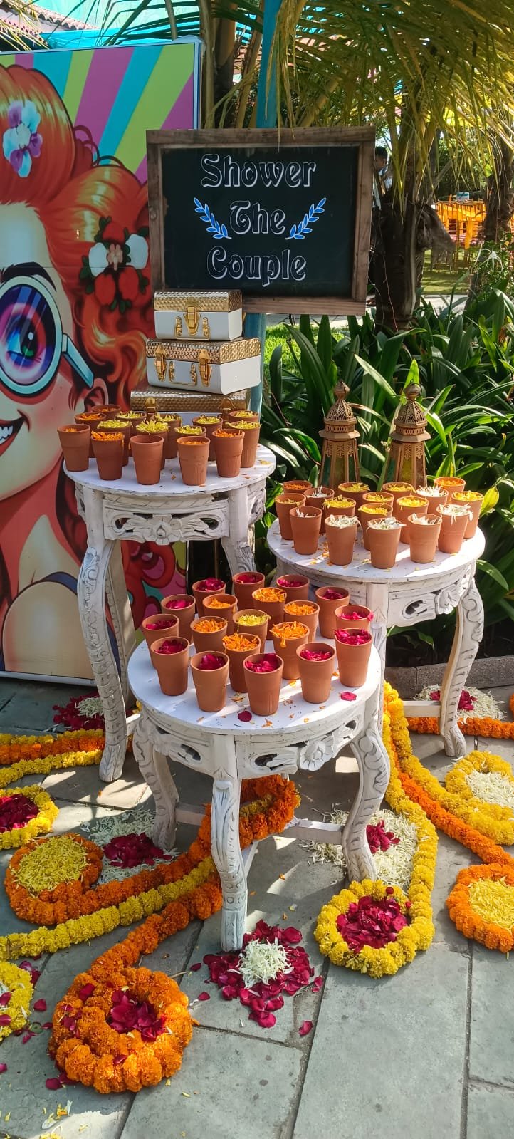 Flower shower station