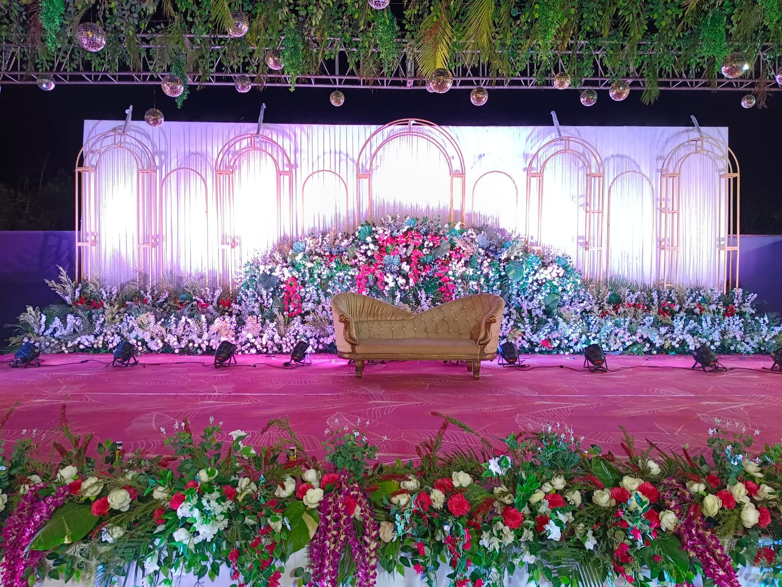 Reception stage