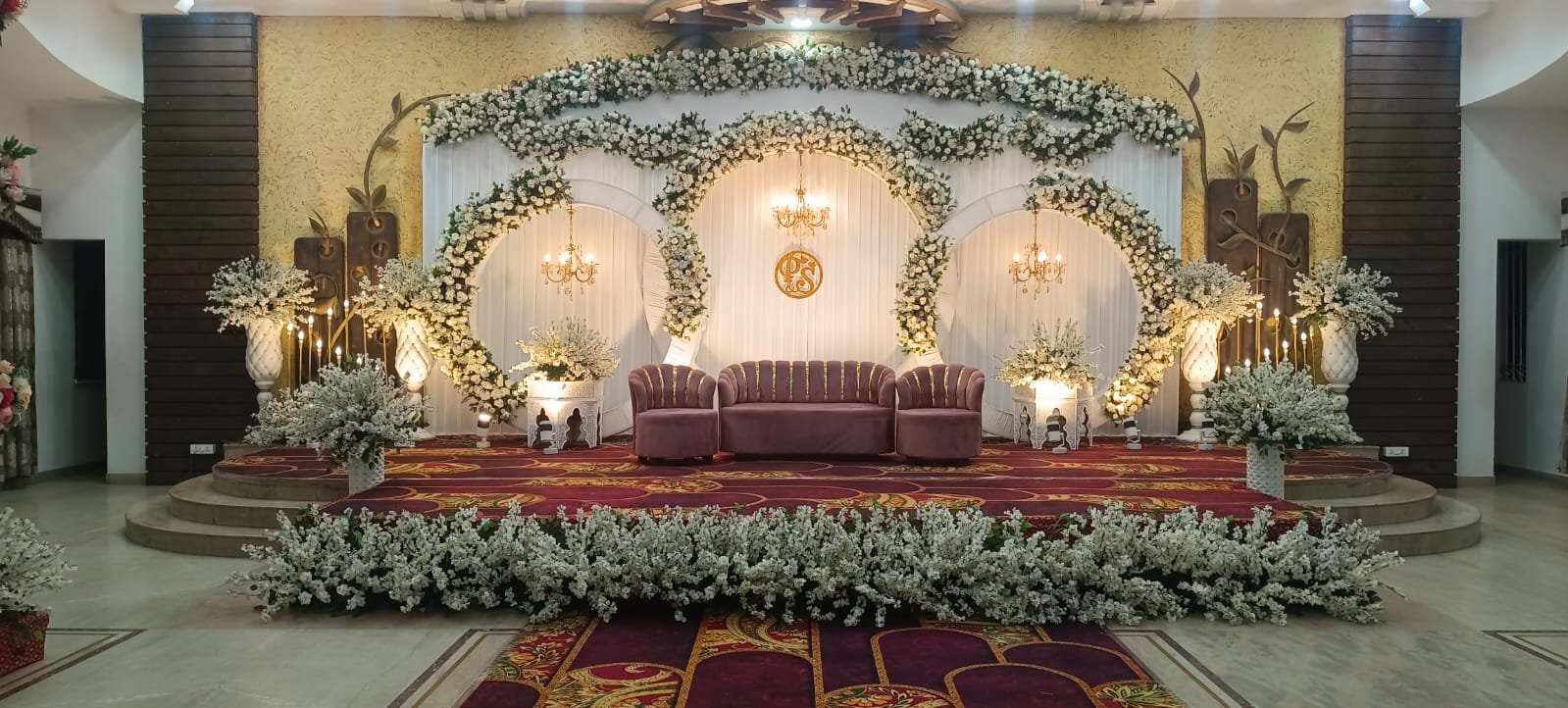 Luxury wedding mandap